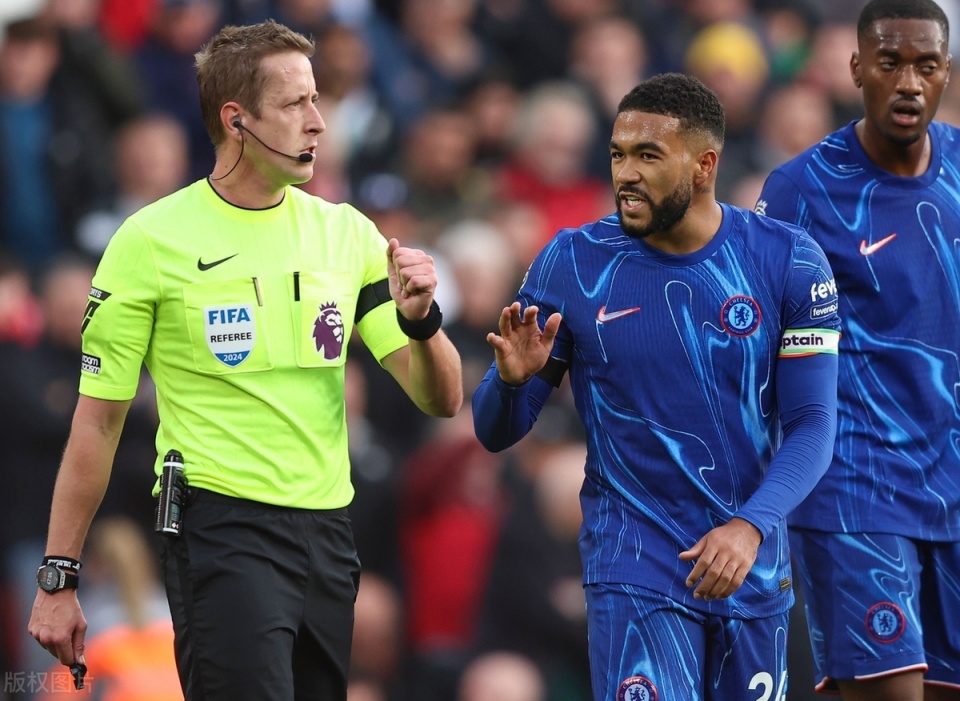 爱游戏体育-关于萨拉赫连续十二场比赛得分超过比赛局势复杂，切尔西不断突破！的信息