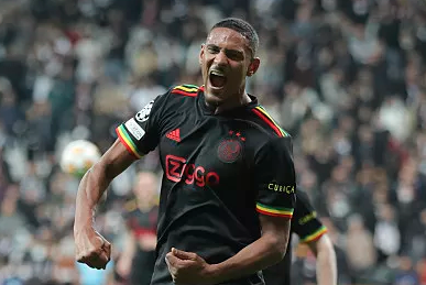 爱游戏入口-中超清晨走向成谜，多特蒙德完成体检，目标明确，赛程密集仍需轮换(多特蒙德31弗赖堡)